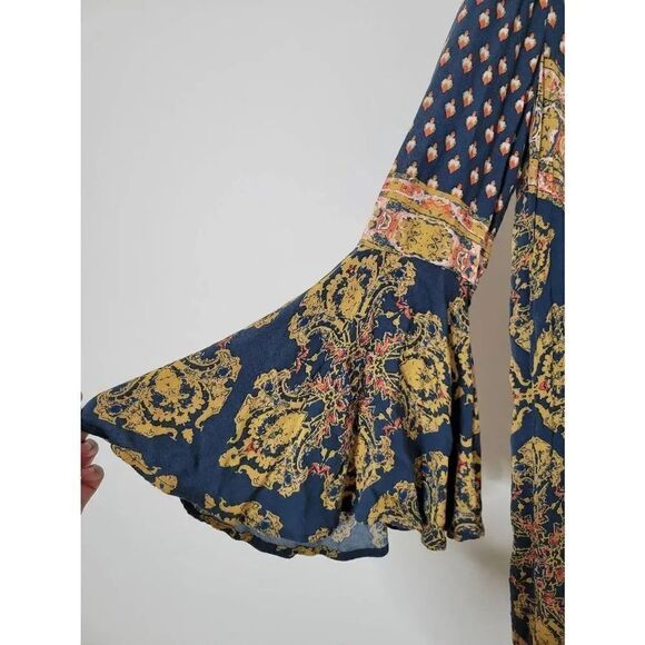 NWOT Free people 
Magic Mystery Tunic Shirt - Picture 7 of 9